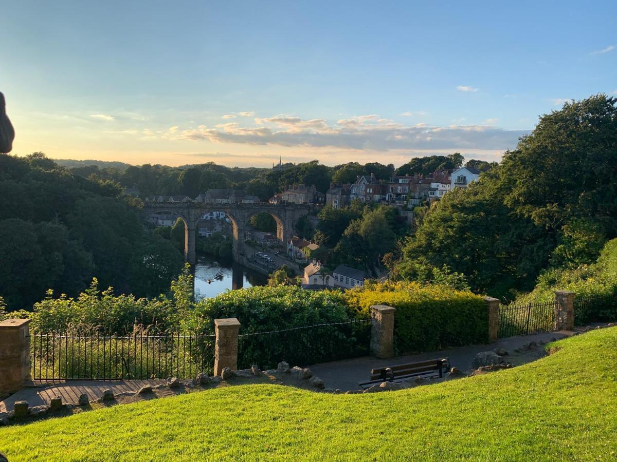 Villa Nook On The Nidd, Knaresborough Extérieur photo